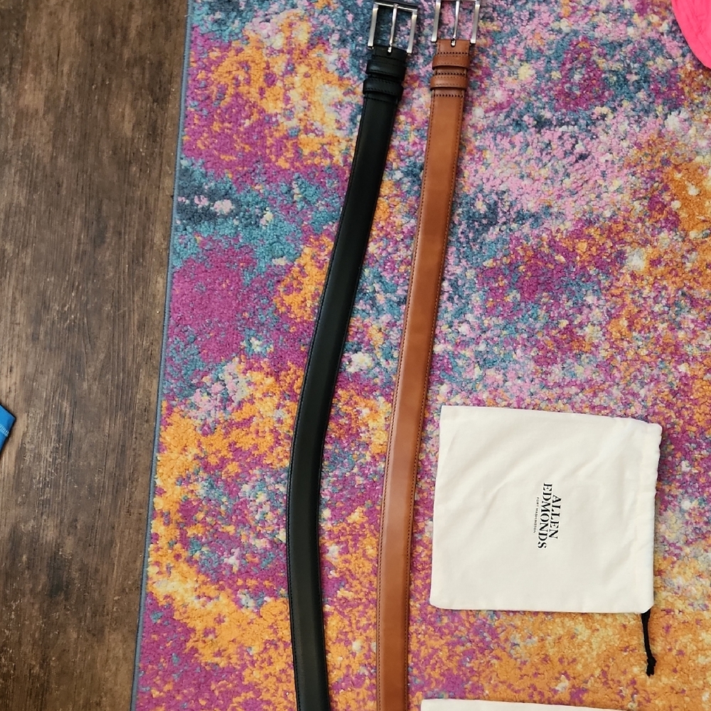 (Lot) Allen Edmonds Black and Brown Leather Belts